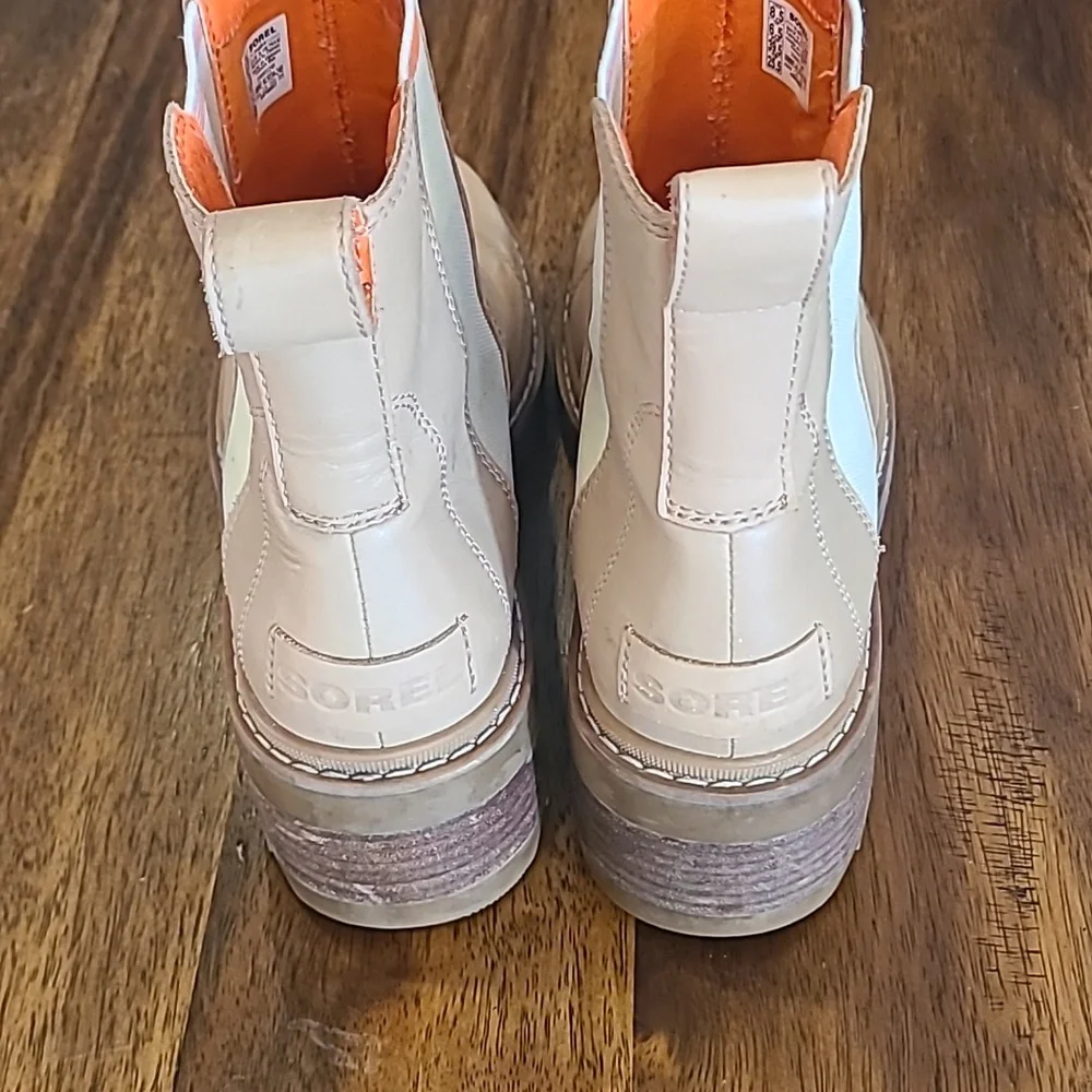 Sorel Joan Now Chelsea Tan Leather Ankle Boots 8.5 - Picture 5 of 9